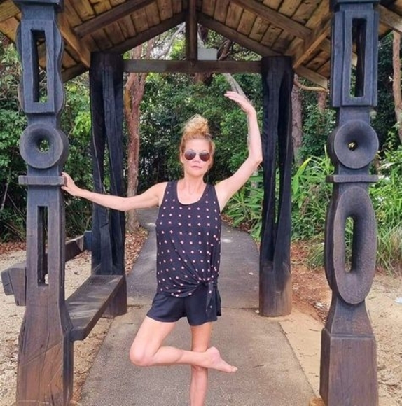 Meet your Posher, Emma - Picture 1 of 1